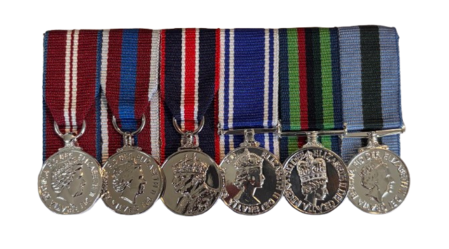 QDJM + QPJM + KCM + POLICE LSGC + RUC + PSNI Mini Court Mounted Set