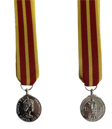 Queens Fire Service Medal EIIR Loose with Ribbon MINIATURE