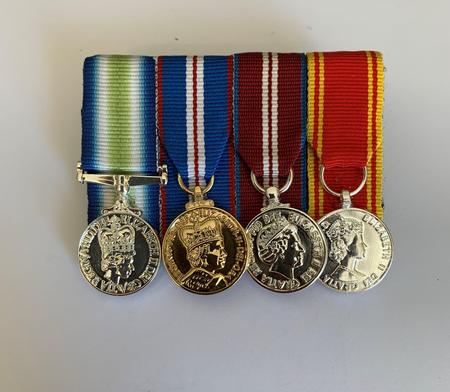 Miniature Falklands, QGJM, QDJM, Fire  LS&GC Court Mounted Set