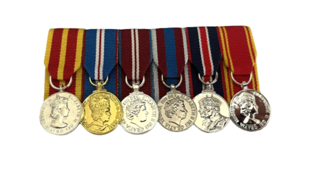 Queen`s Fire Medal, QGJM, QDJM, QPJM, KCM, Fire LS&GC Mini Court Mounted Set